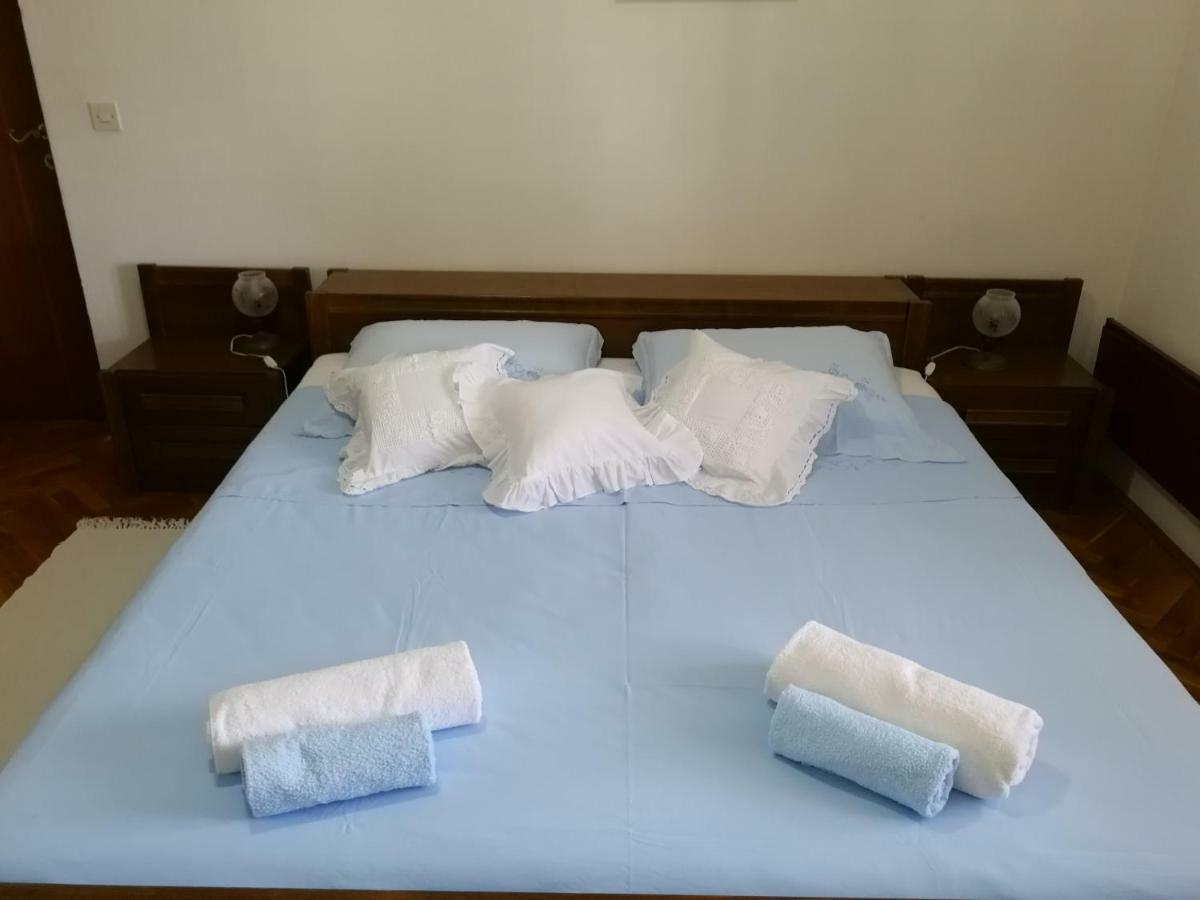 Apartman Mladenka Supetar Luaran gambar