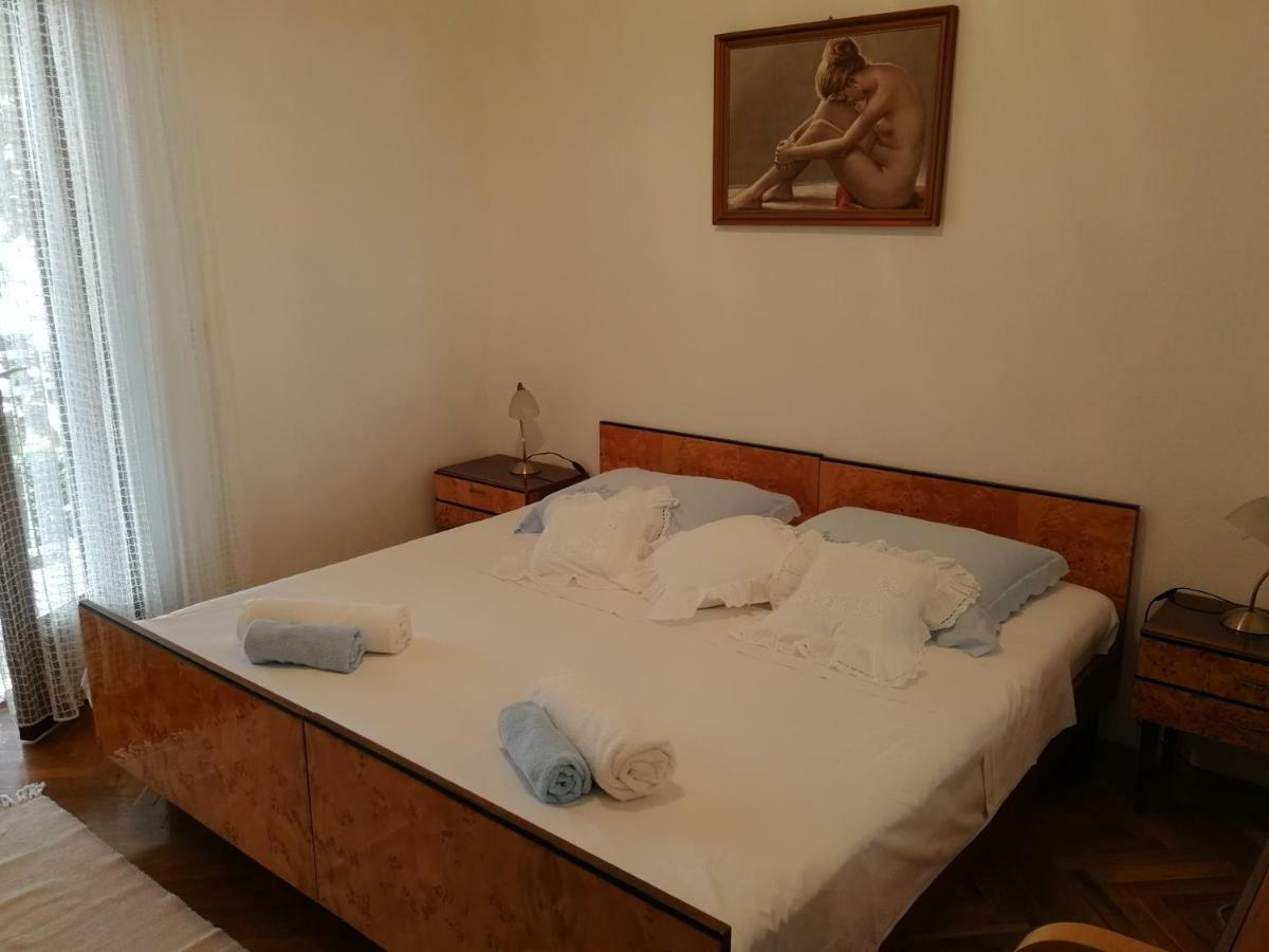Apartman Mladenka Supetar Luaran gambar